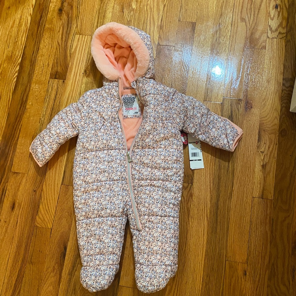 Snow suit 3-6months